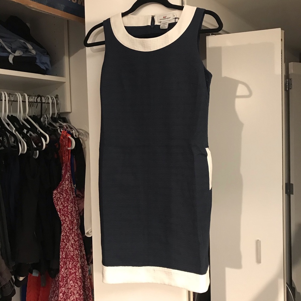 Vineyard Vines Navy Dress w/ Pockets - Picture 5 of 6